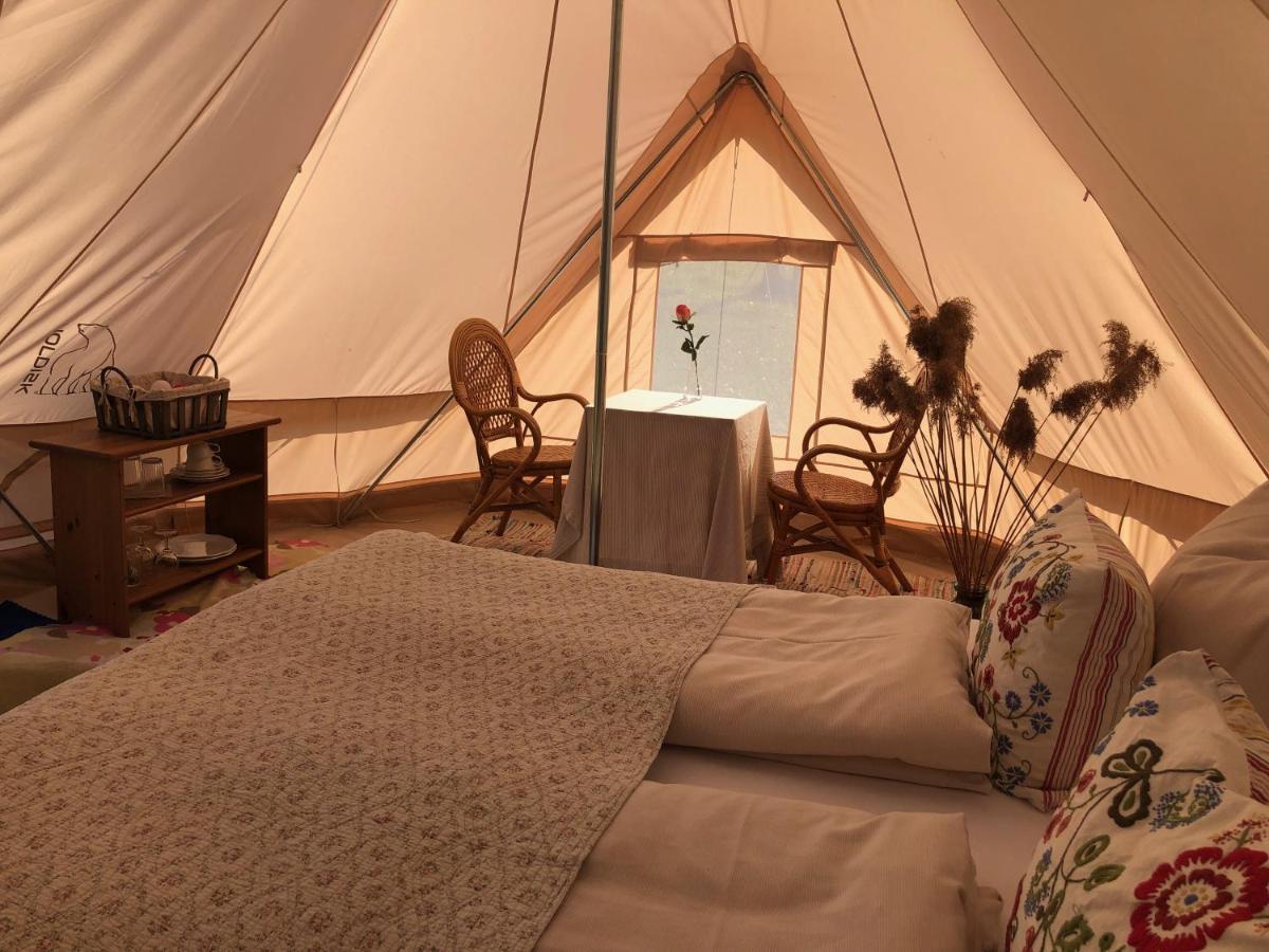 Helles Have Glamping Hotel Stege Ngoại thất bức ảnh