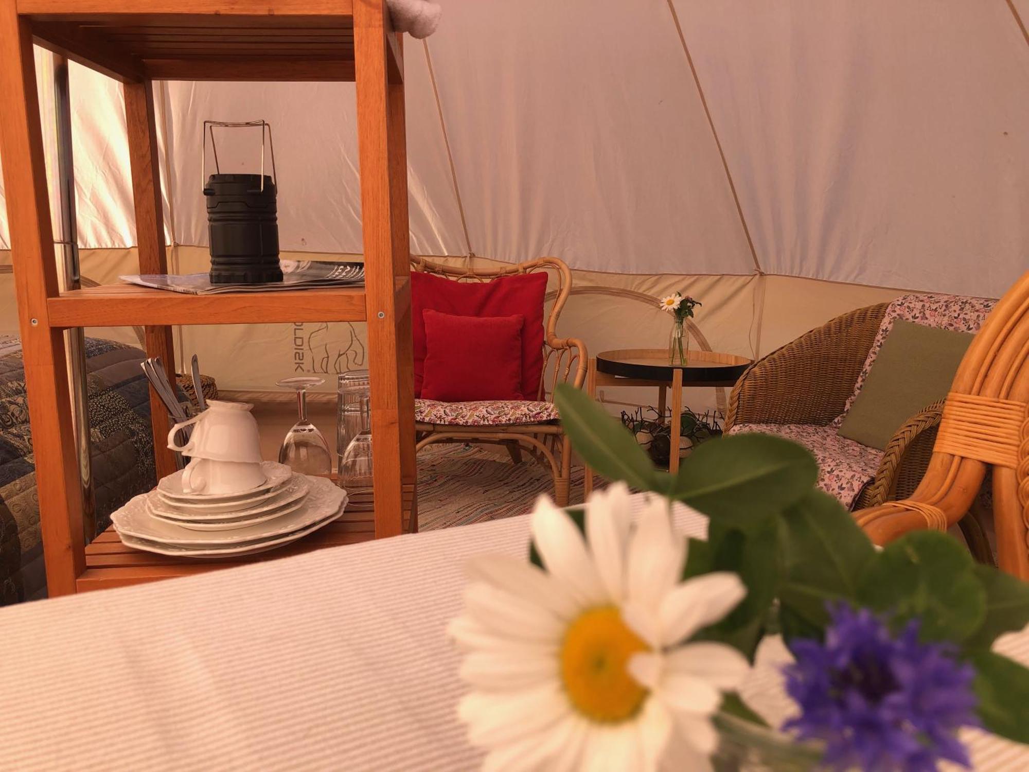 Helles Have Glamping Hotel Stege Ngoại thất bức ảnh